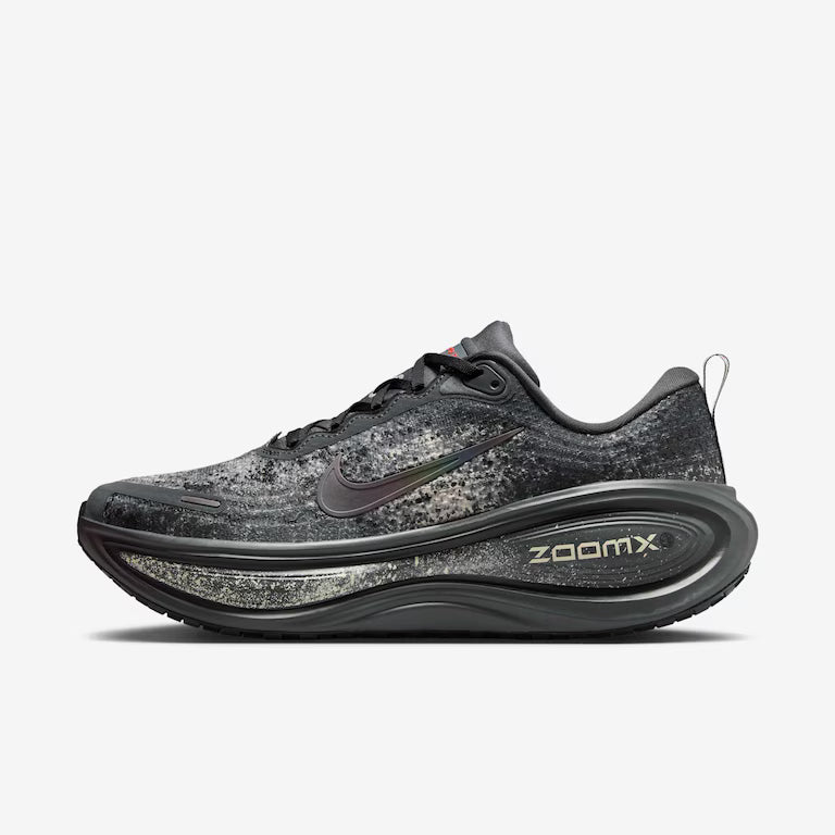 Tênis de Corrida Nike Vomero Plus - Masculino - PRETO