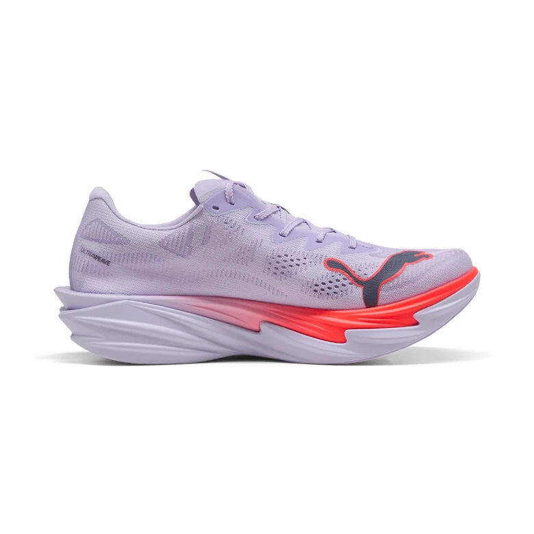 TENIS DE CORRIDA PUMA DEVIATE NITRO ELITE 4 - LAVANDA/VERMELHO - FEMININO